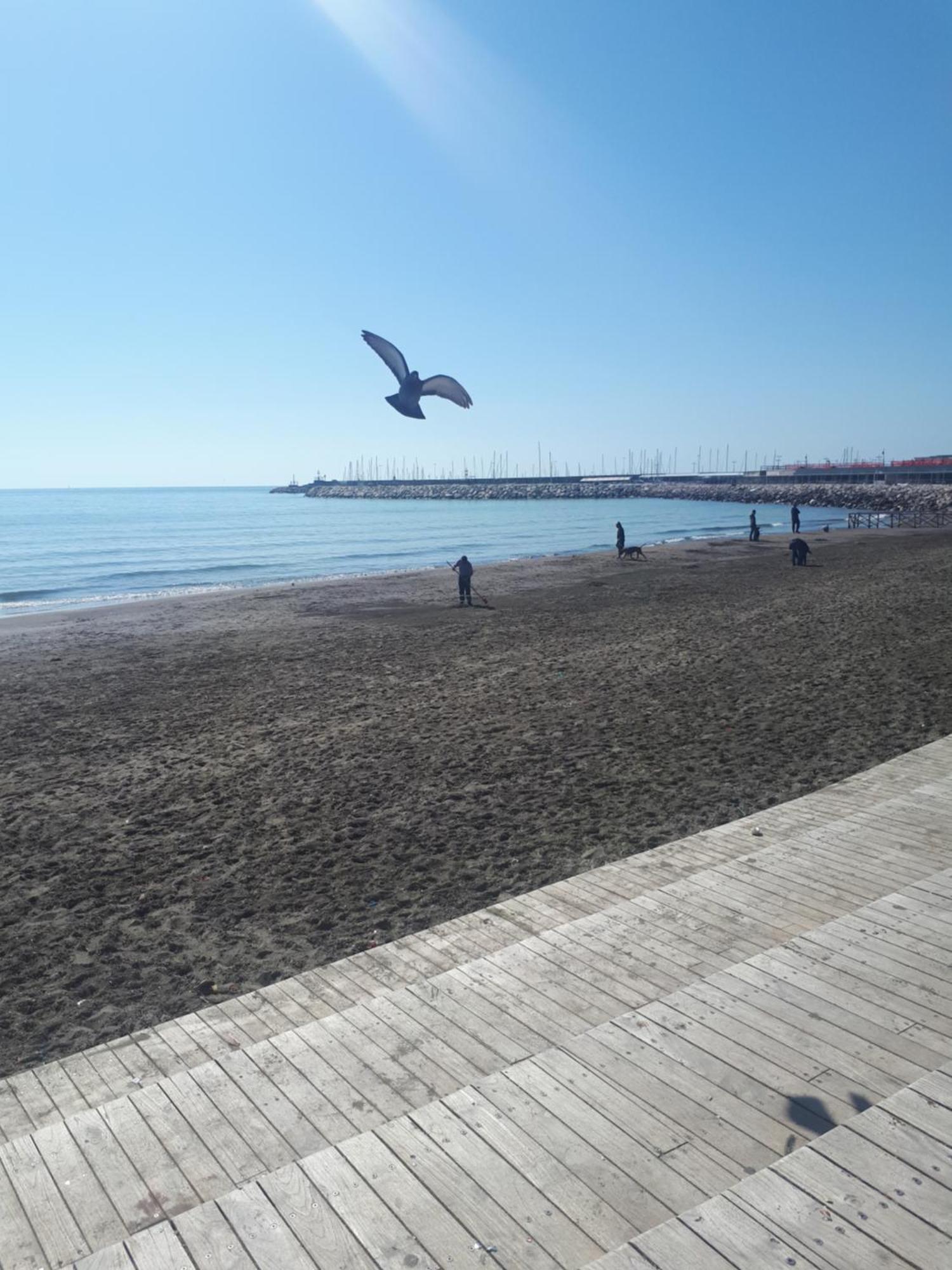 Salerno Centraal Esterno foto